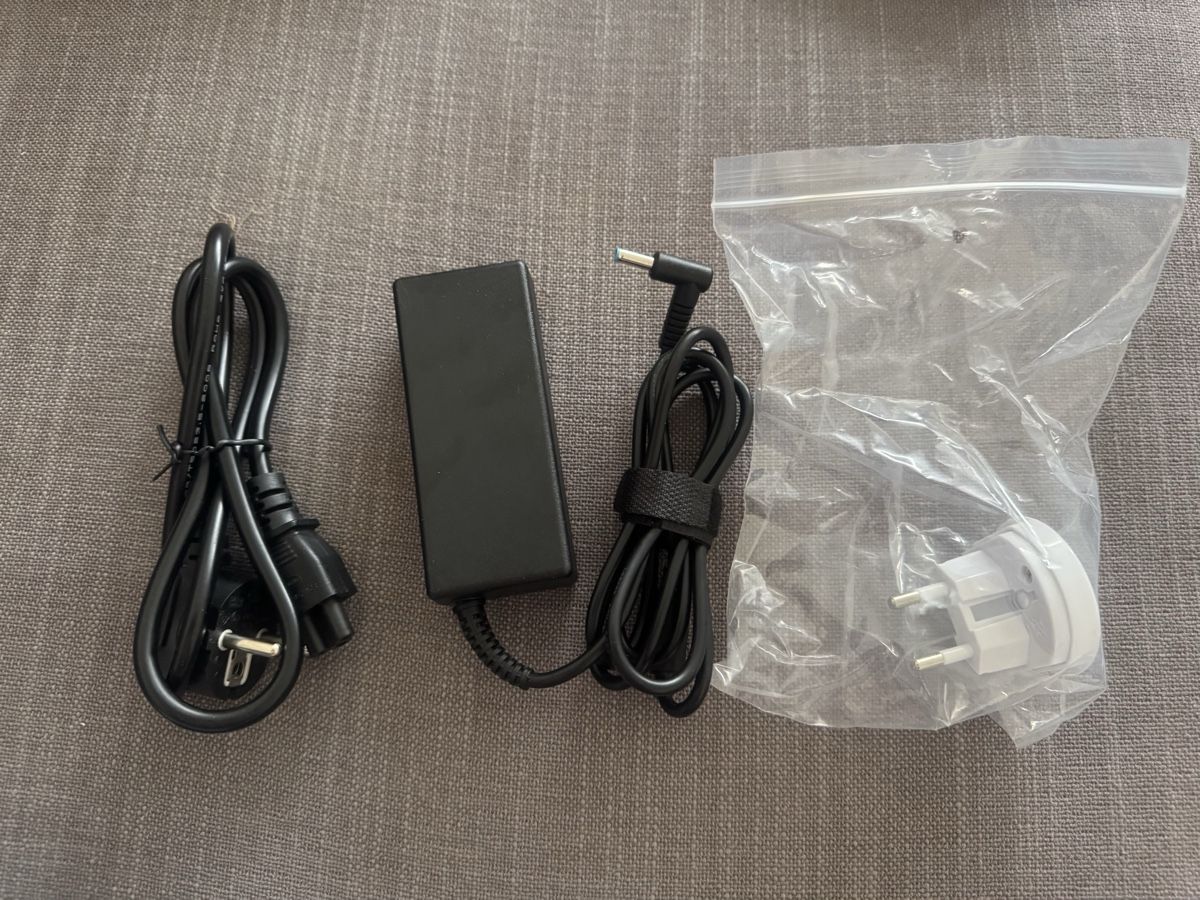 Caricabatterie: Neues HP Ladekabel 65 W + Adapter – Nuovo (secondo la descrizione) da Schaffhausen venduto da michelle_2020