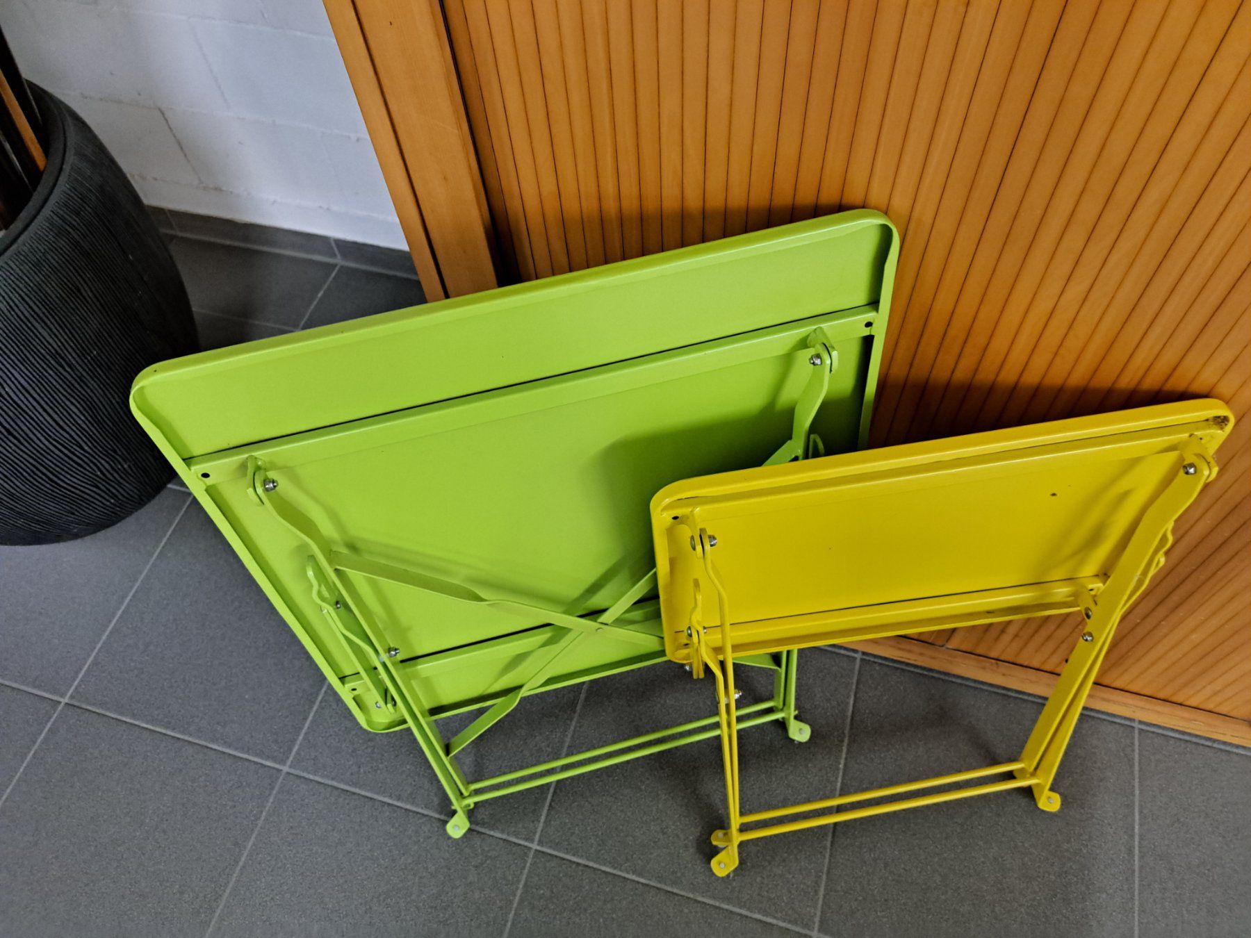 Tavoli: Beistelltisch – Usato da Ebmatingen venduto da robert289 2