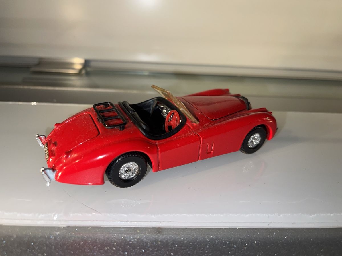 Corgi Toys Modellini d'auto: Roter Corgi Jaguar XK 120 Roadster Oldtimer Modellauto – Nuovo (secondo la descrizione) da Siebnen venduto da speedy63 4
