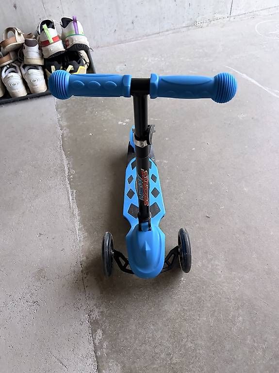 Kickboard: Scotter für Kinder – Usato da Gunzwil venduto da iy61 1