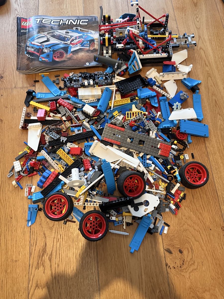 Lego Baukästen: Lego Technic Offroader 42077, zerlegt, vollständig? – Gebraucht aus Basel von boo_dc8c 1