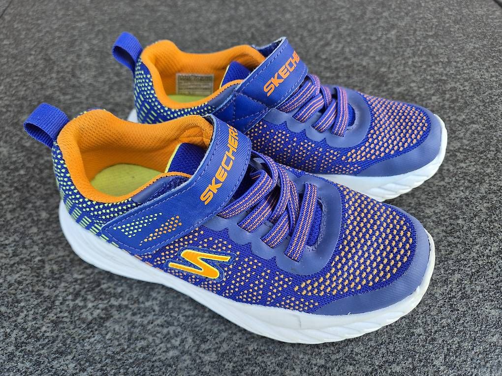 Skechers Schuhe für Jungen: Skechers Sneaker Turnschuhe Gr. 31 – Gebraucht aus Giswil von 0G6