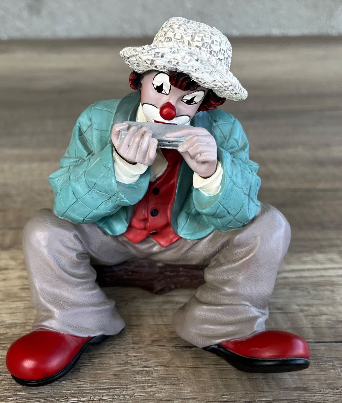 Statuette: Clown Figur mit spielender Mundharmonika – Usato da Kriens venduto da redez