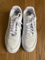 Puma Turnschuh weiss, Gr. 47