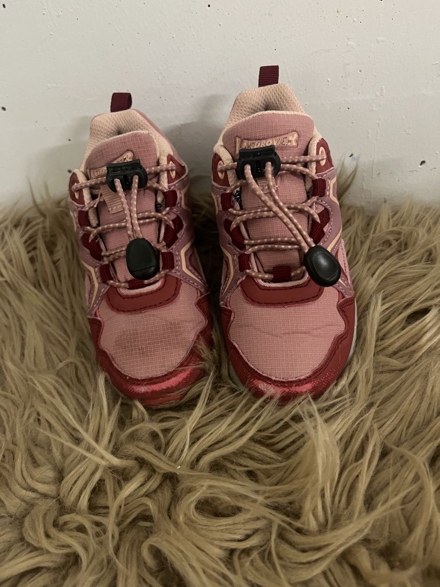 Chaussures filles: Trekkingsschuh Gr. 25 – D'occasion à Frauenfeld par Ka.ia 1