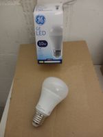 LED Lampe E27. 10W 3000K