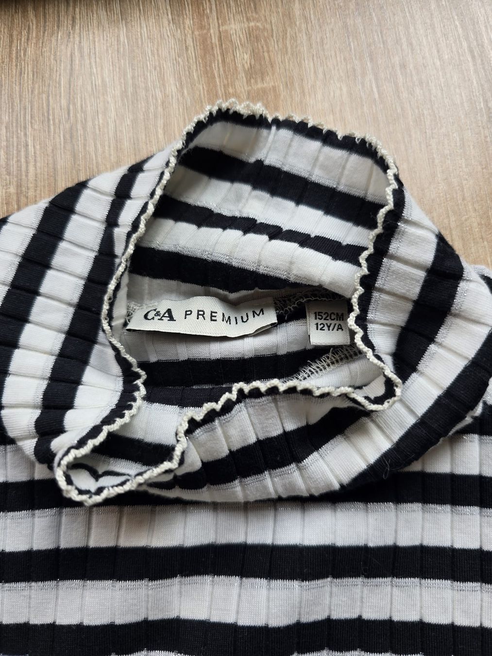 Camicette, T-shirt & Top: Gestreiftes Rollkragenshirt, Gr. 152, neuwertig – Nuovo (secondo la descrizione) da St.Gallen venduto da Avena135 2