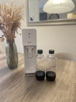 SodaStream - Source Model - Includes 2 Bottles