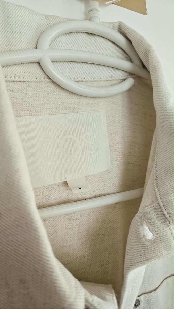 Cos Vestes: Leichte Jacke COS – D'occasion à Jona par yan_sg85 1