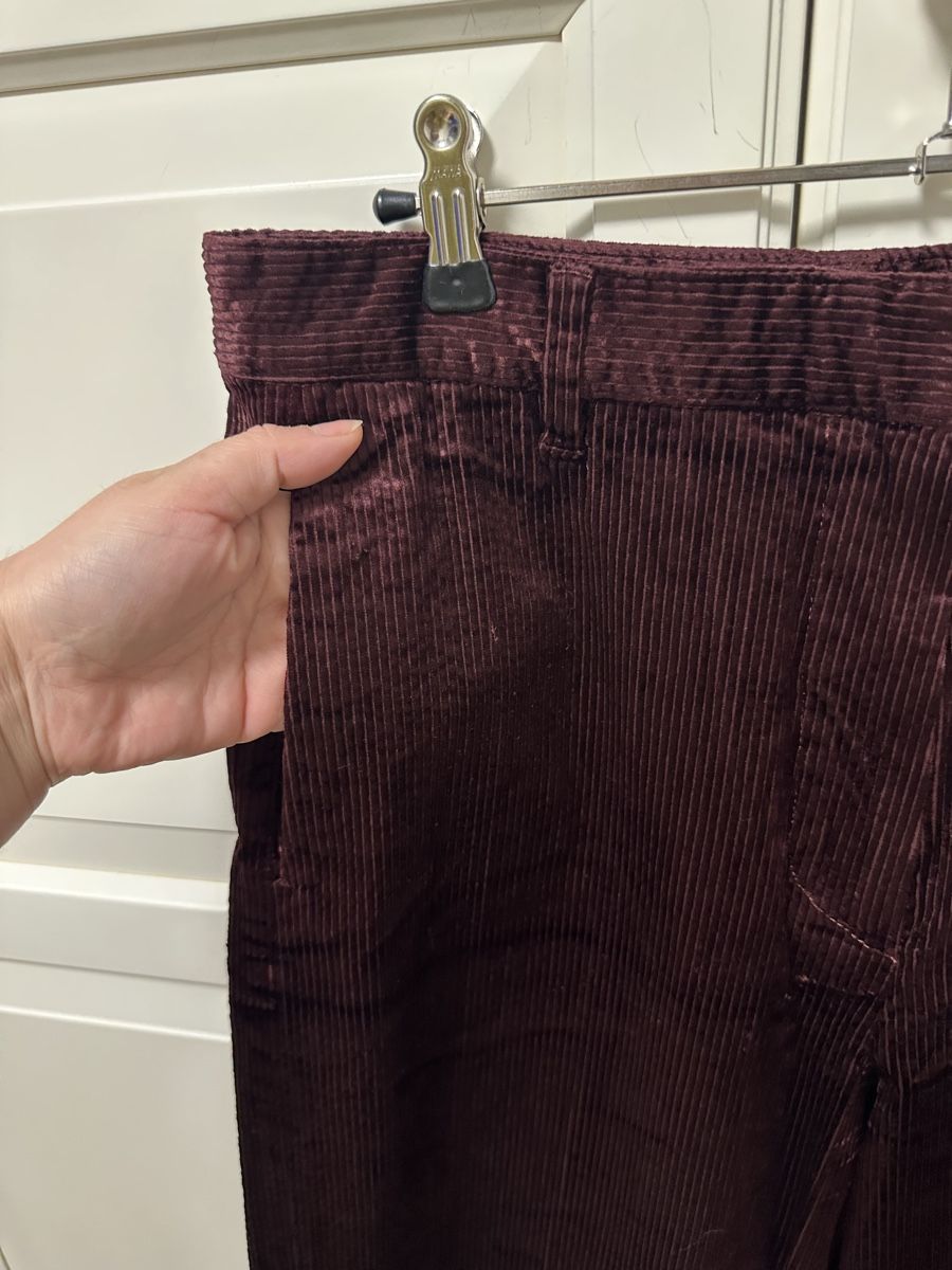 Massimo Dutti Pantaloni: Massimo Dutti Samthose, Grösse 40, Weinrot, Herbst-Look – Nuovo (secondo la descrizione) da Erlinsbach SO venduto da aka_5b2y 2