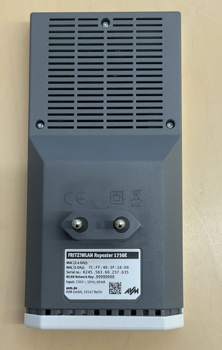 Avm WiFi: FRITZ!WLAN Repeater 1750E – D'occasion à Pfäffikon SZ par howi-CH 1