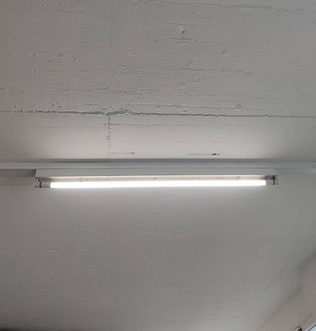 Lampadari & plafoniere: 60m Leuchtenschienen komplett – Usato da Volketswil venduto da mar_c5pv