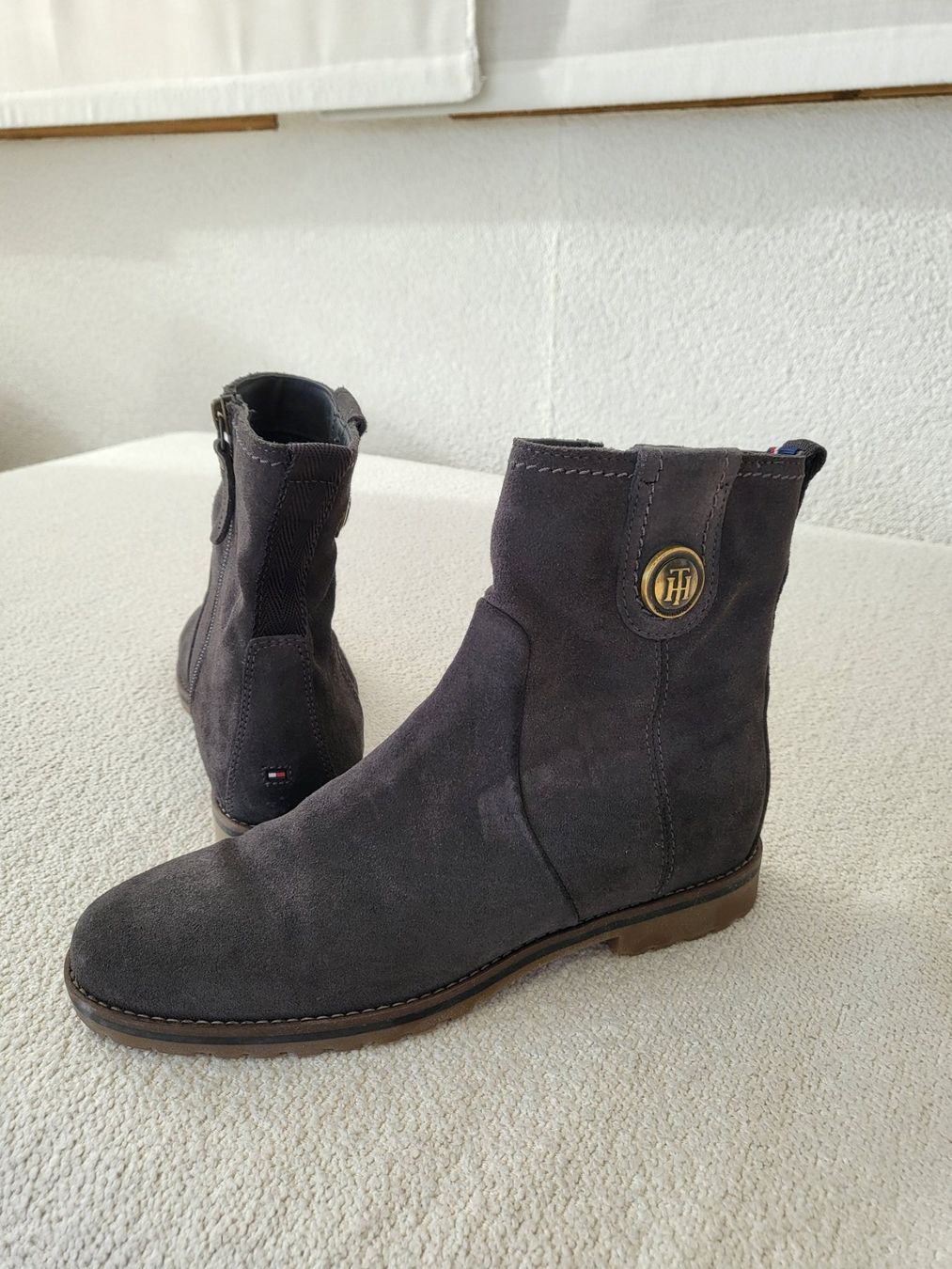 Tommy Hilfiger Scarpe da donna: Tommy Hilfiger Stiefeletten – Usato da Oberdorf BL venduto da Pepsi05