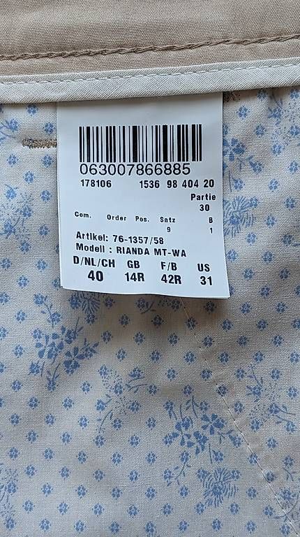 Brax Hosen: Brax cotton shorts Gr 40 – Neu und originalverpackt aus Thalwil von kat_d85f 2