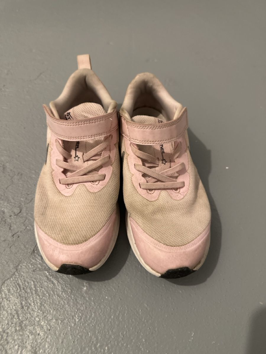 Nike Schuhe für Mädchen: Nike Star Runner Kinder Turnschuhe Rosa Grösse 35 – Gebraucht aus Bergdietikon von yongxinluo 2