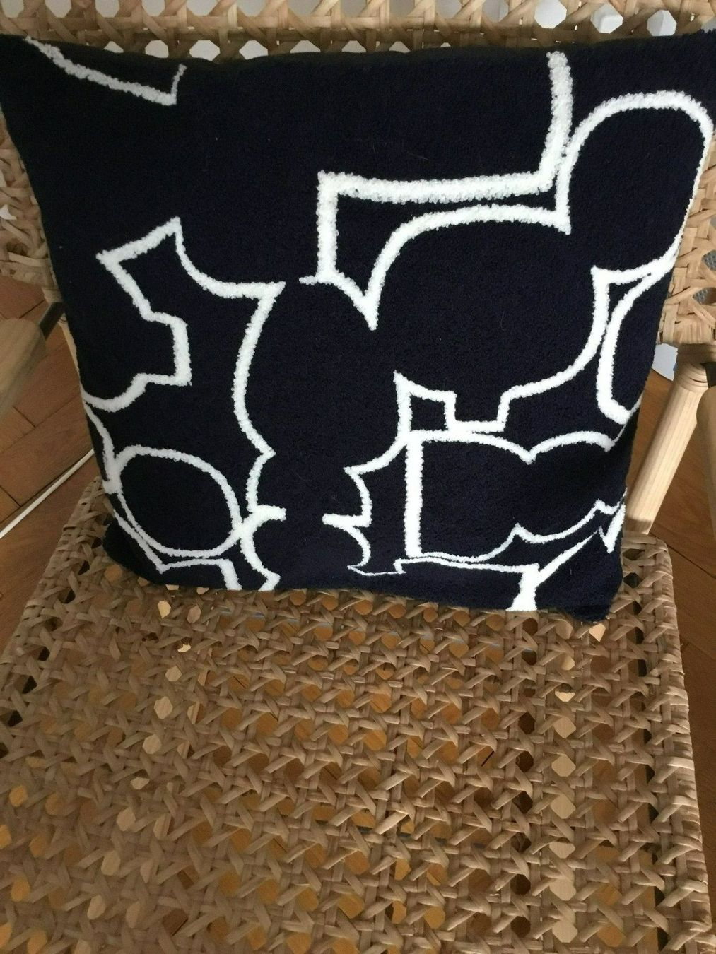 Kissen: coussin bleu blanc – Gebraucht aus Lausanne von pascale.mojito1004