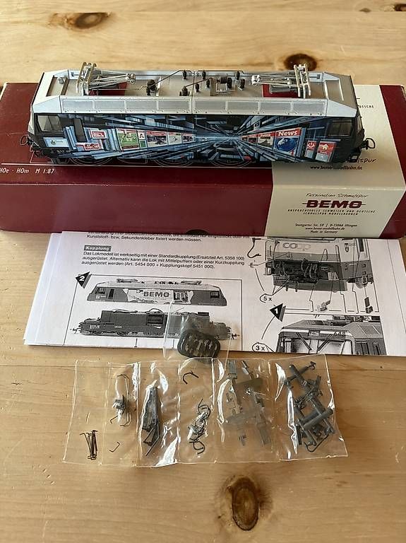 Modelleisenbahnen: Bemo RhB H0m Werbelok Sonntagsblick – Neu und originalverpackt aus Malix von EnKof03 4