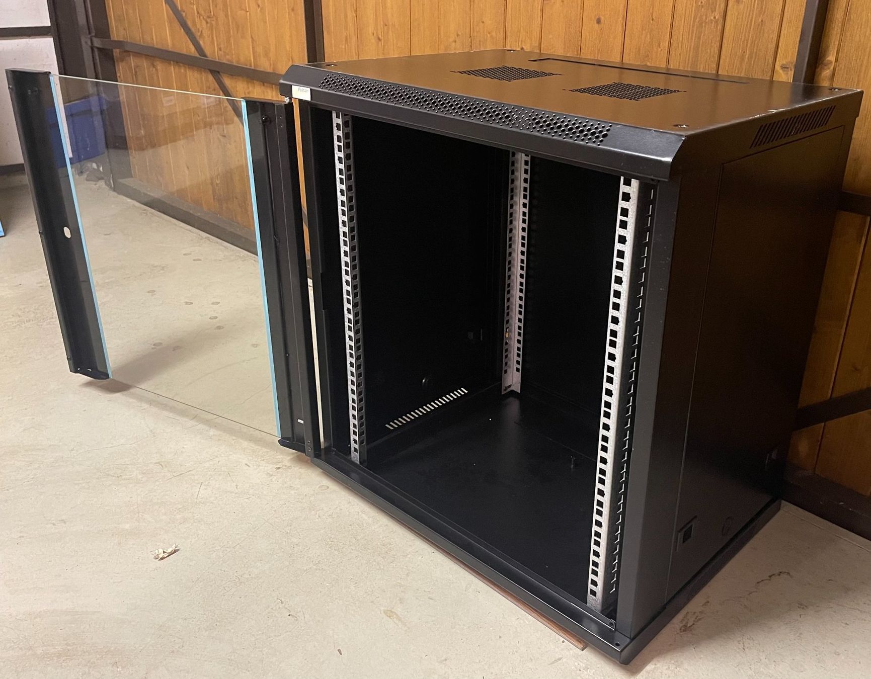 Sonstige Dekorationen & Accessoires: Server Box – Gebraucht aus Meilen von speedliq 4