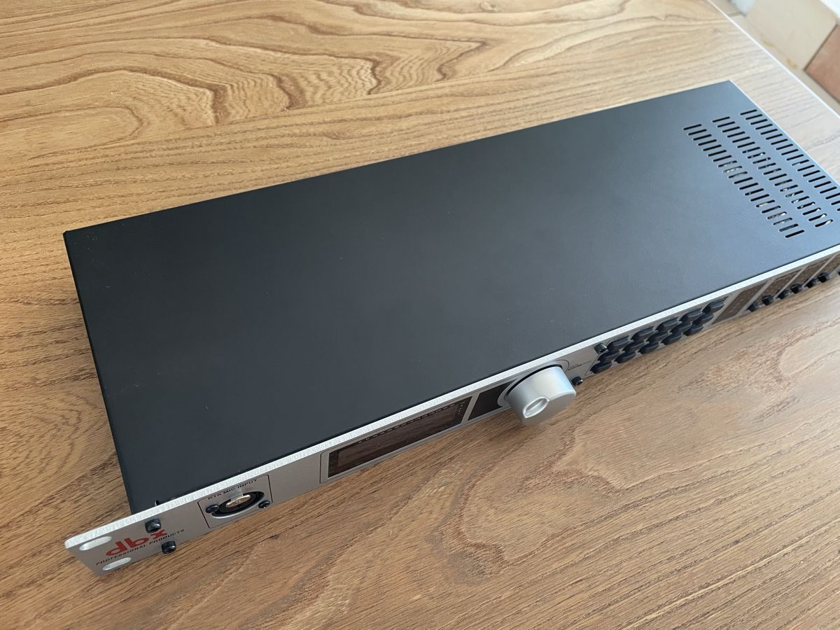 Dbx Equalizer: Crossover dbx DriveRack PA+ avec micro de mesure dbx – Gebraucht aus Neuchatel von  2