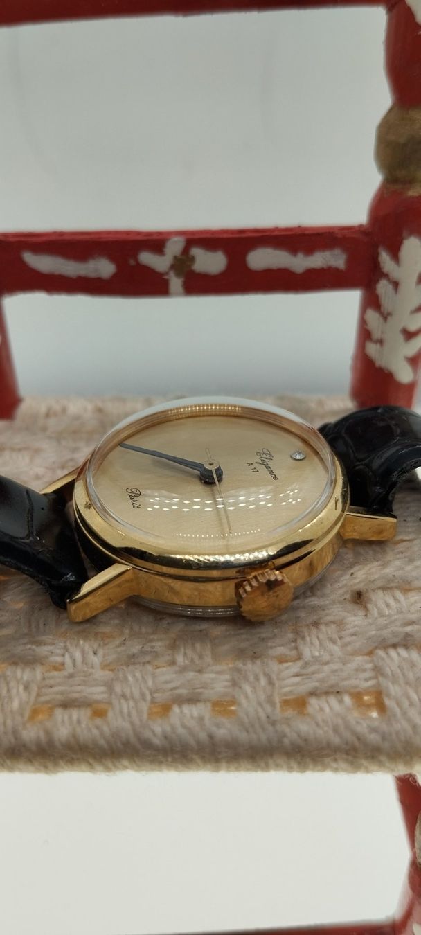 Orologi: Montre mécanique vintage élégance – Usato da La Chaux-de-Fonds venduto da jac_9llg 3