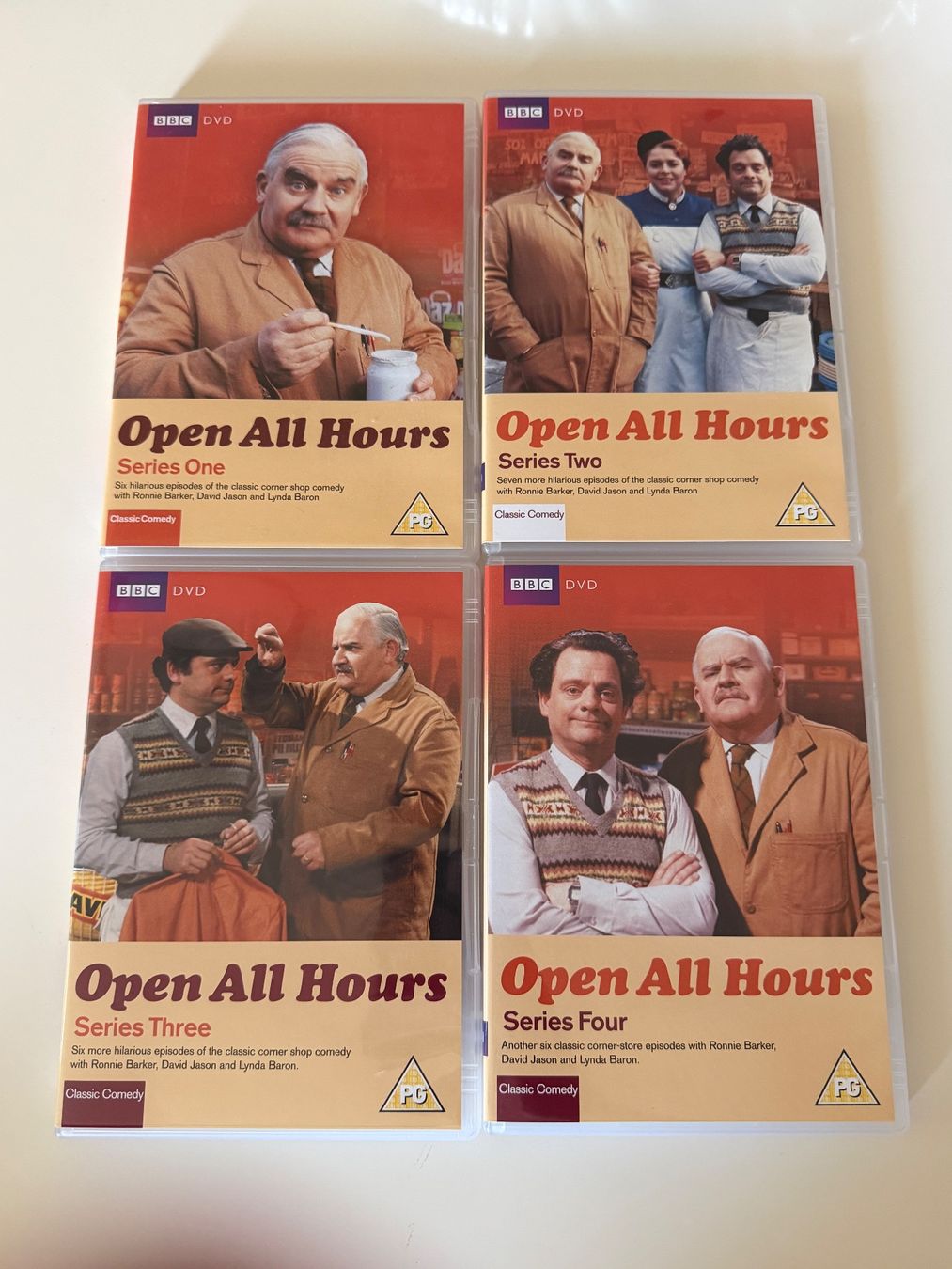 Tutti i DVDs: Open All Hours The Complete Series 1-4 DVD Box Set – Nuovo (secondo la descrizione) da Altstätten SG venduto da sheamus 3