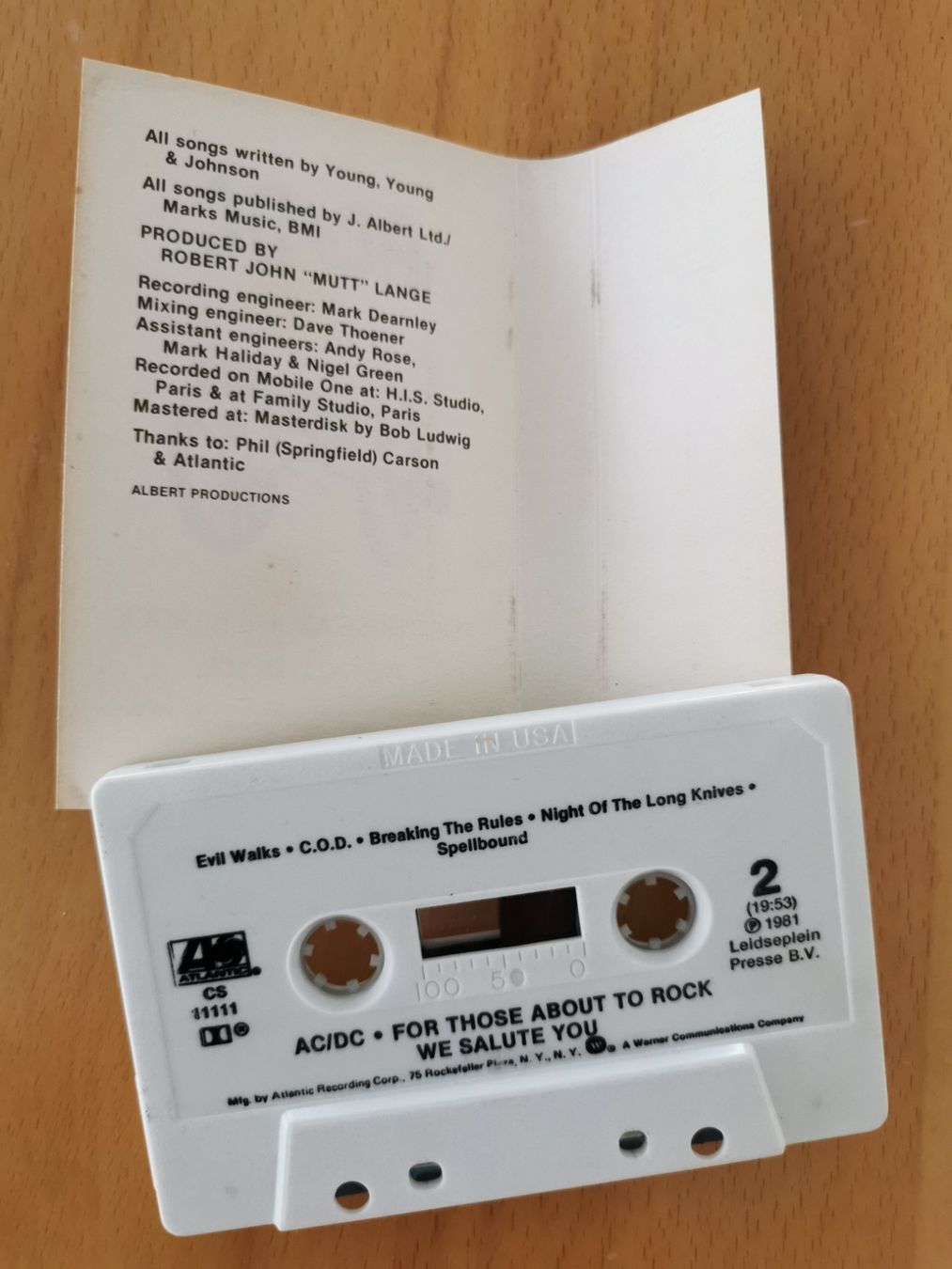 Kompaktkassetten: AC/DC- For Those About To Rock We Salute – Gebraucht aus St.Gallen von Tamal0204 2