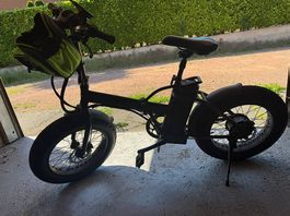 Bicicletta elettrica fat bike pieghevole premium