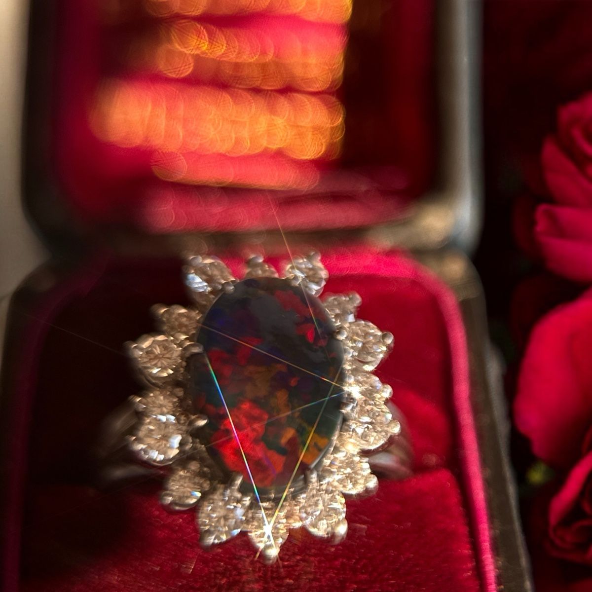 Anelli: Spektakulärer Opal-Diamantring in 18k Gold, Rotfeuer – Usato da Embrach venduto da estzeh1 8