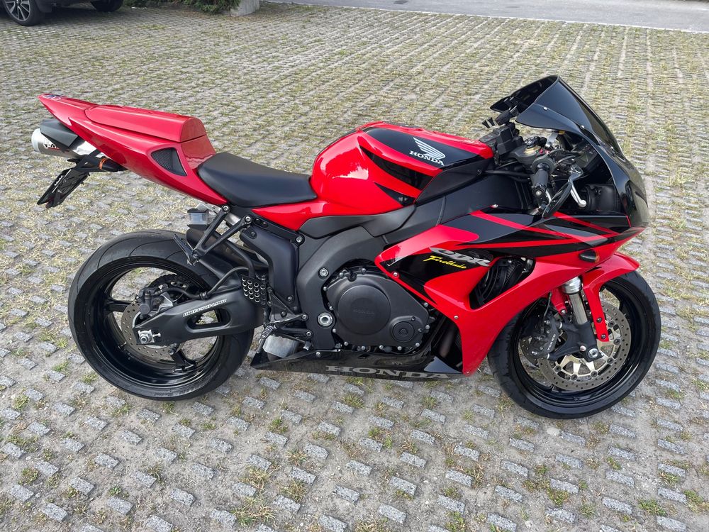 Honda Cbr 1000 Rr Sc57 Technische Daten