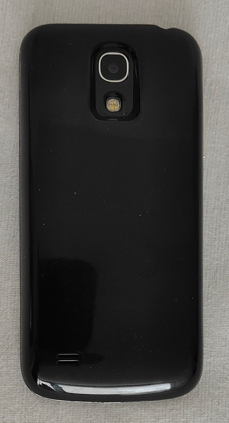 Samsung Portables: Smartphone Samsung Galaxy S4 mini – D'occasion à Baar par sti_khg9 3