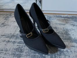 Cozy Island - Elegant Black Heels