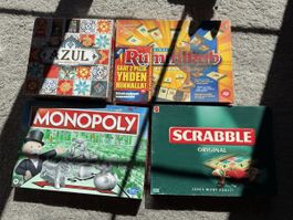 Brettspiele Set – Monopoly, Azul, Scrabble & Rummikub