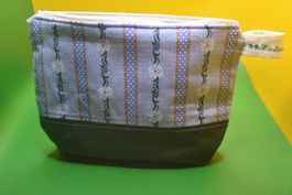 Necessaire/Kulturbeutel/Tasche mit Edelweissmotiv