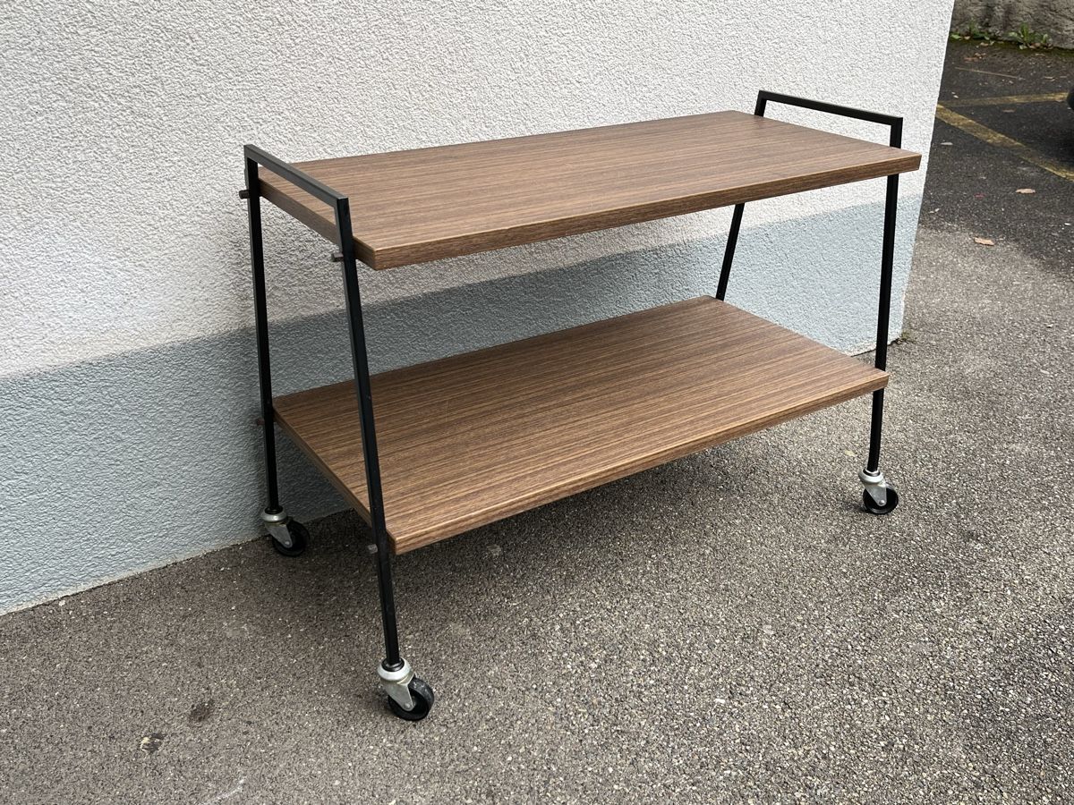 Carrelli di servizio: Mid-Century Servierwagen Vintage – Usato da Horgen venduto da Grizzly83