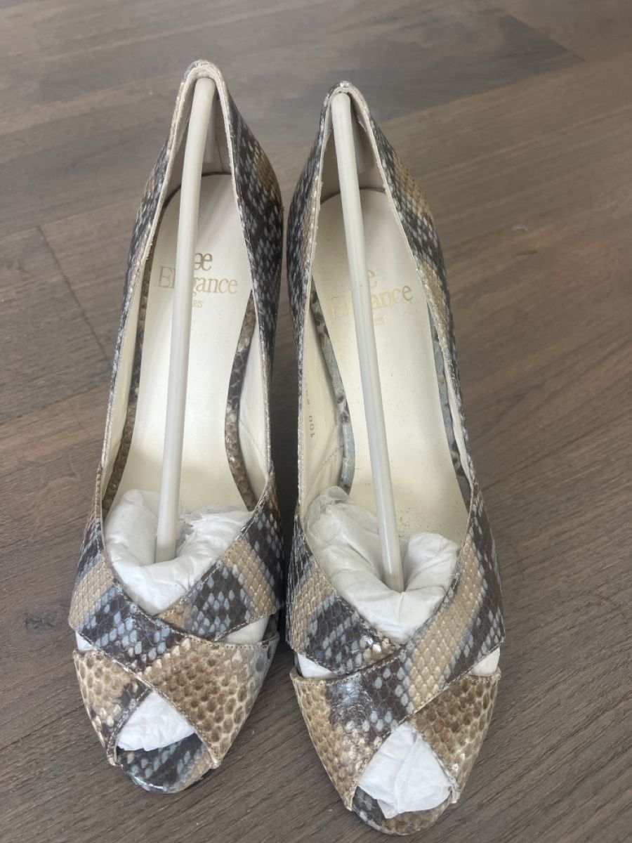 Chaussures femmes: Pumps Elegance Grösse 38 - Nie getragen – Neuf avec emballage d'origine à Uetikon am See par Sarahm76
