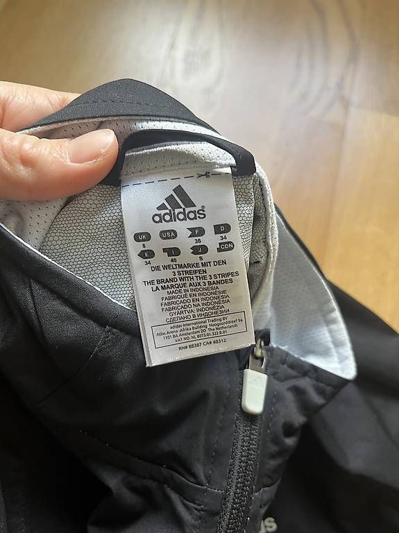 Giacche: Adidas-Sportjacke – Usato da Zürich venduto da mar_adentro 1