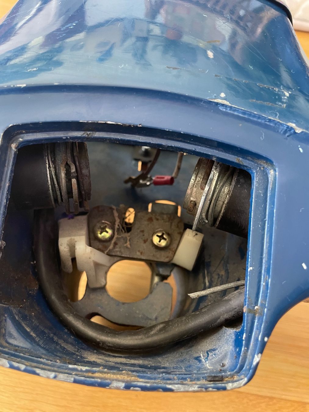 Vespa Tutti pezzi di ricambio per scooter: Vespa 50 Special Lenker CH-Version mit Originalfarbe – Usato da Grenchen venduto da Jimbo3743 5