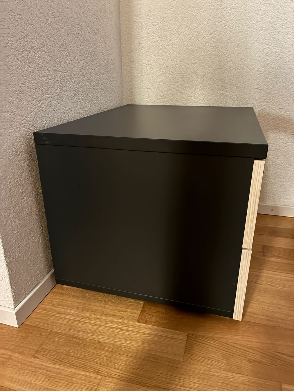 Micasa Comodini: Nachttisch mit 2 Schubladen – Nuovo (secondo la descrizione) da Jonen venduto da hala_cr 2