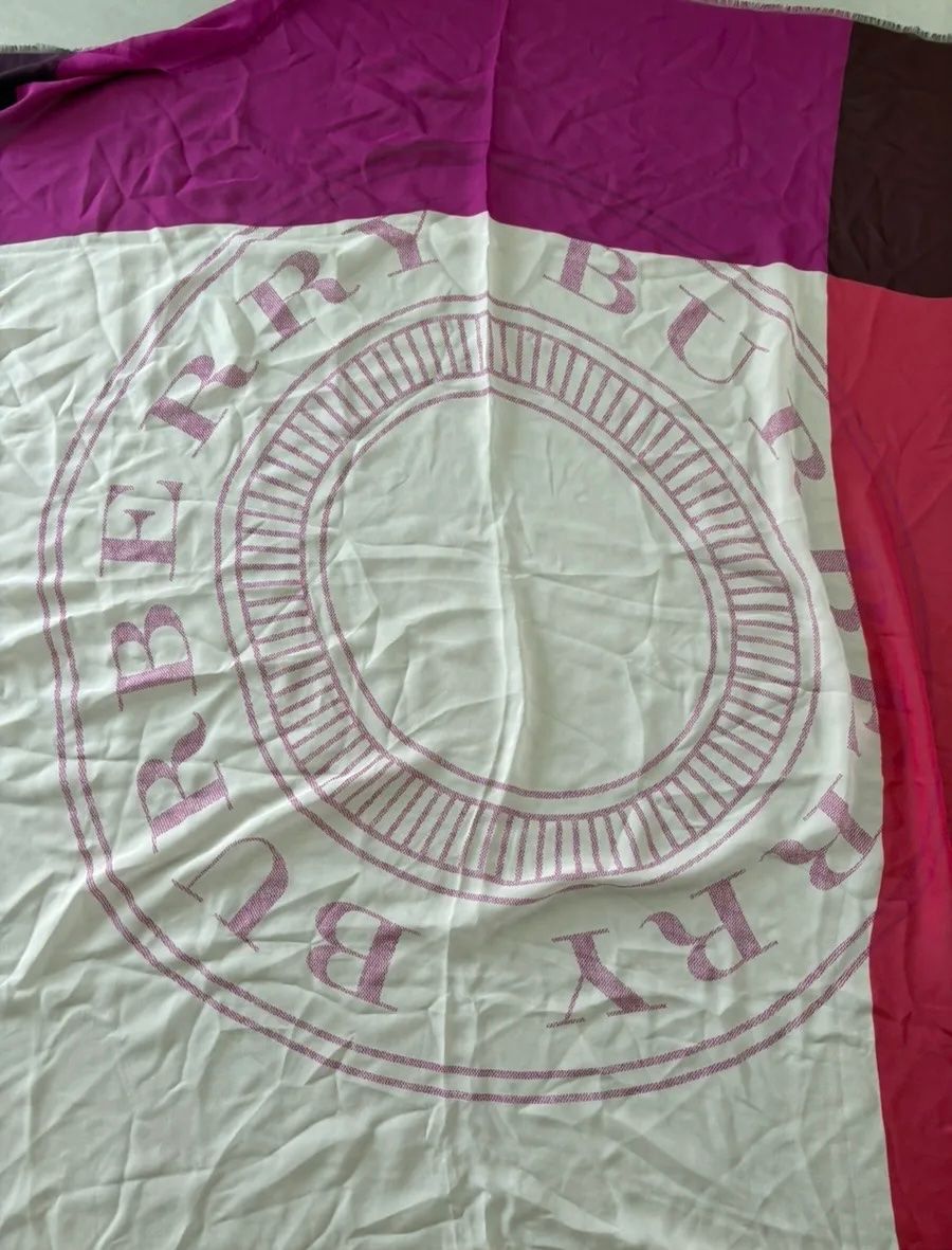 Burberry Foulards, Tücher & Schals: Burberry Tuch/Schal, Seide – Neu (gemäss Beschreibung) aus Triesen von atos87 2