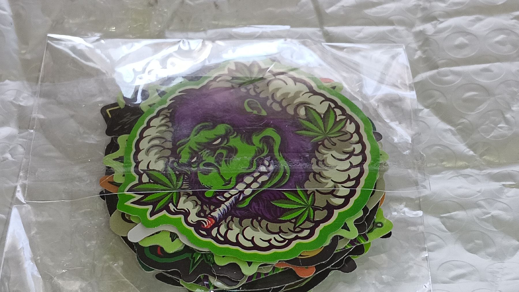 Sticker: 5 Paeckchen Cannabis Abziehbilder – Nuovo e nell'imballaggio originale da Zürich venduto da Mitzi6 2