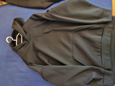 Kapuzenpullover neuwertig, Grösse L Oversized, Schwarz.