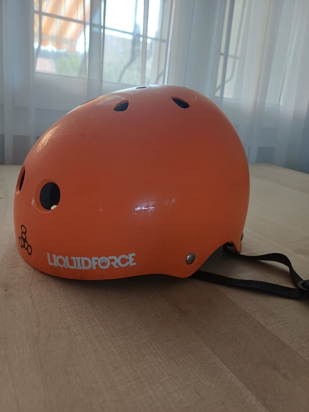 Casques: Wakeboardhelm – D'occasion à frauenfeld par _Plies_ 1