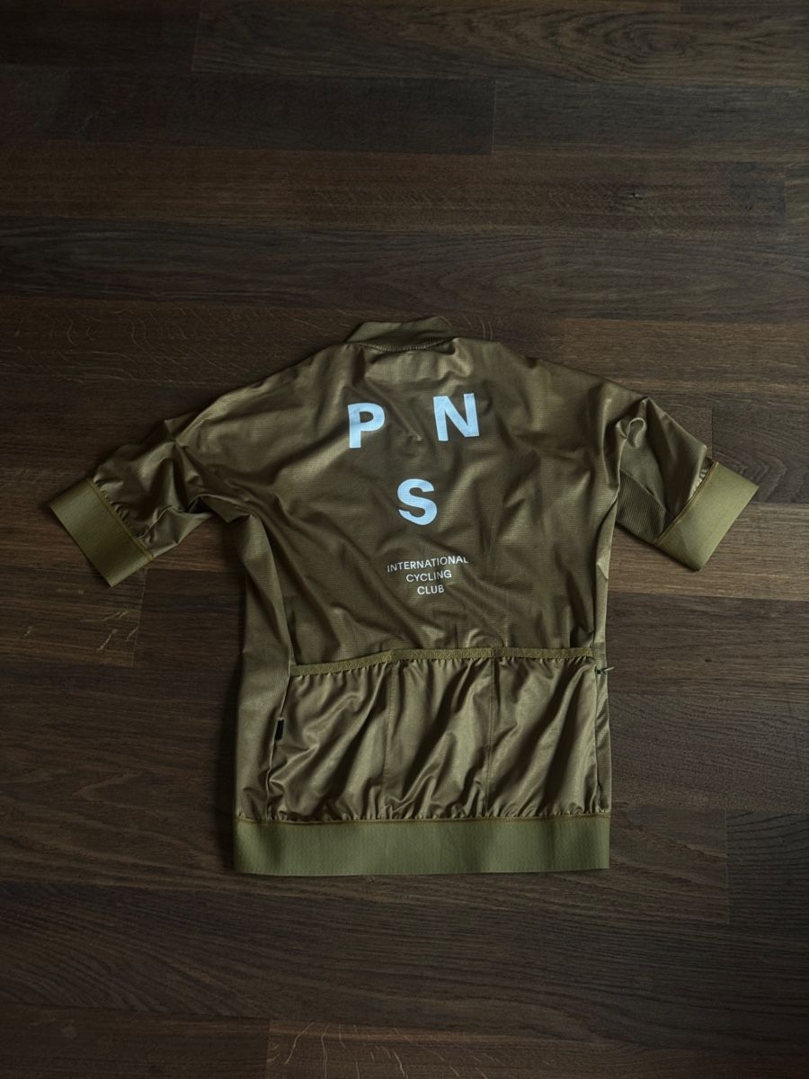 Pas Normal Studios Canottiere & Pantaloni: Pas Normal Studios Mechanism Jersey Terrain - Grösse S – Usato da Zürich venduto da PhilWIL