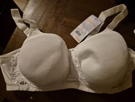 Susa BH Modell 8010 weiss Grösse 95F neu mit Etikett