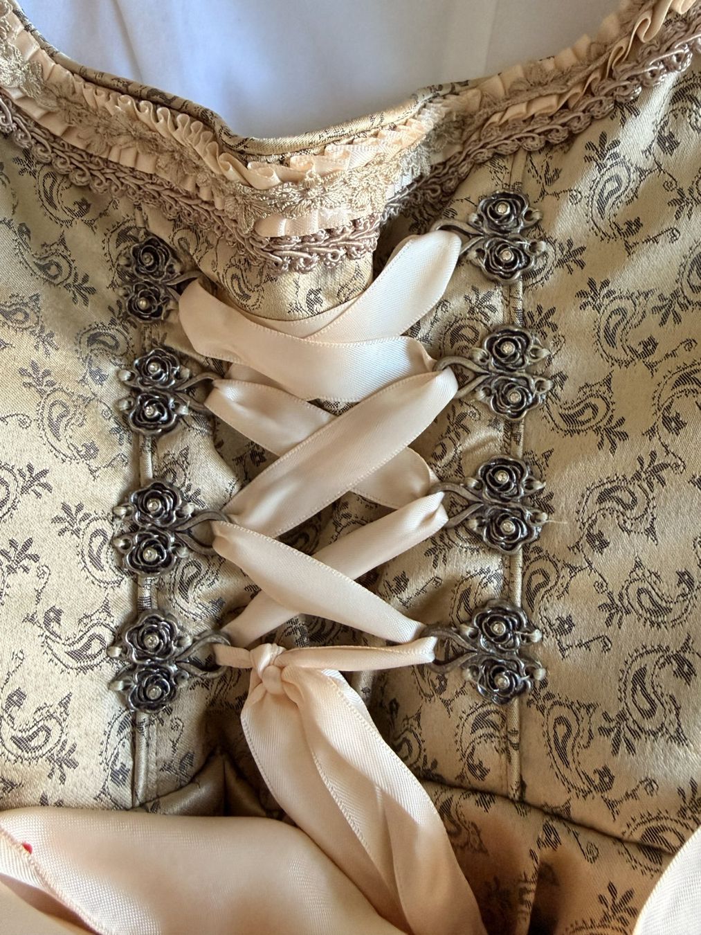 Lotti di vestiti: lässiges Dirndl Grösse 36, mit Bluse und Poncho – Nuovo (secondo la descrizione) da Weisslingen venduto da Gepy1 6