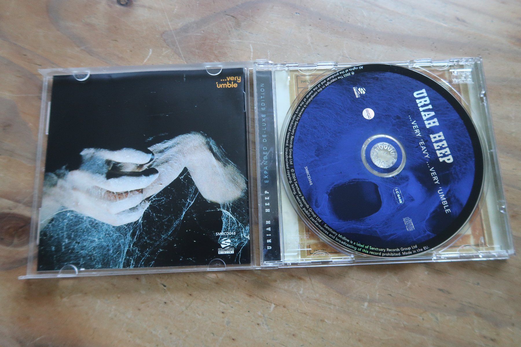 CD: URIAH HEEP - ...VERY 'EAVY ...VERY 'UMBLE - BONUS TRACKS CD – Usato da Basel venduto da Patiscat 3