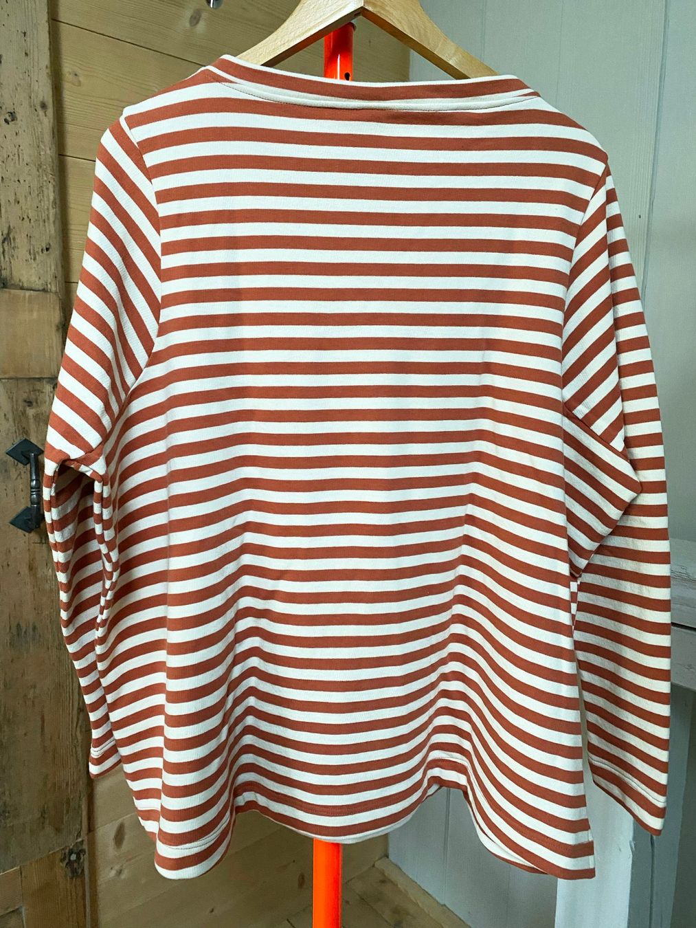 Ischiko Pullover & Sweatshirts: Ischiko gesteifter Sweatpullover – Neu (gemäss Beschreibung) aus Dreien von pontius-pilatus 2