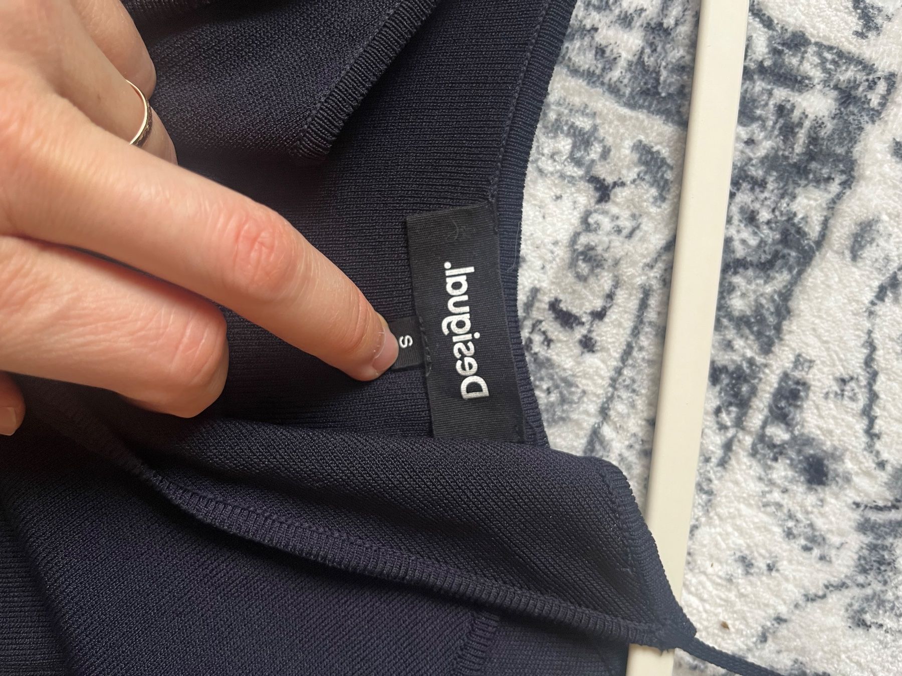 Desigual Vestiti: Summer dress Desigual – Usato da Affoltern am Albis venduto da lumbrera22 1