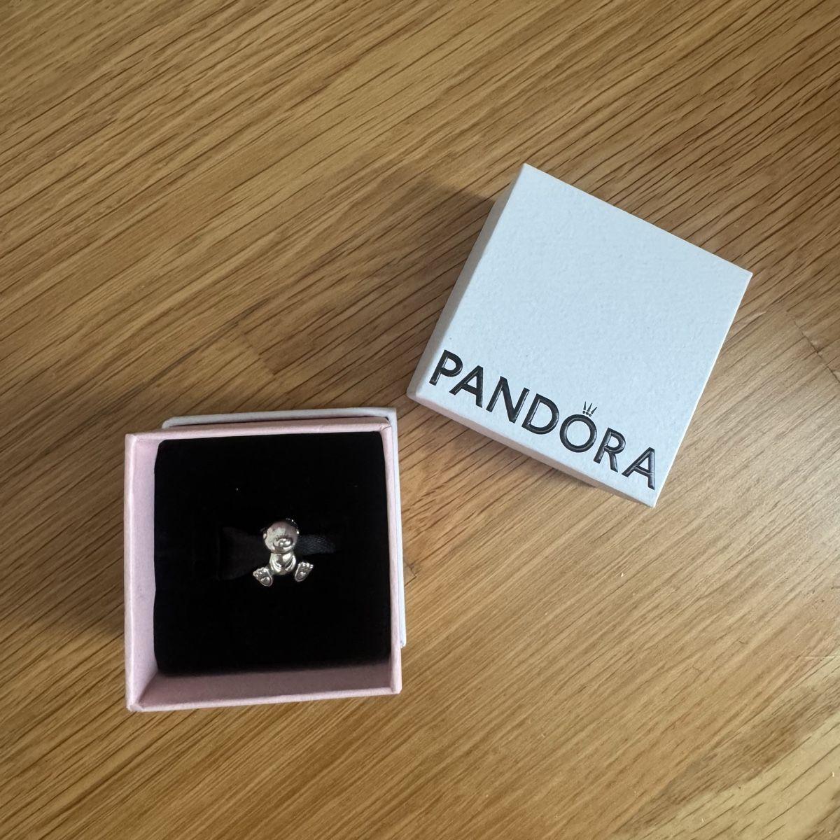 Pandora Bracciali & Braccialetti: Pandora Charm Hase – Usato da Sursee venduto da giu_205
