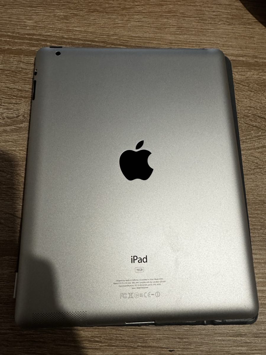 Apple Tablet PC: Ipad black – Difettoso da Vevey venduto da Eiden77 1